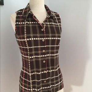 Beautiful blouse for casual or dressed up